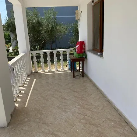 Prázdninový dům Mehalla House Fier